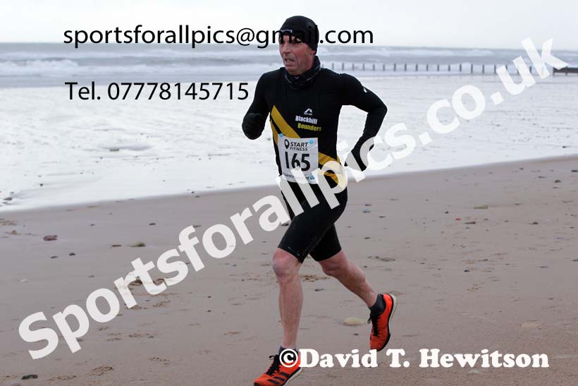 The 2021 Blyth Sands Race, December 5th. Photo: David T. Hewitson/Sports for All Pics